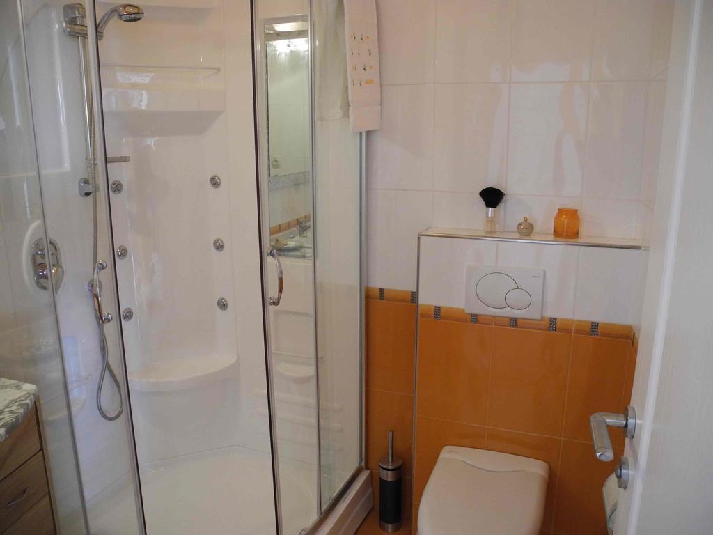 Apartments Antonela Jezera Εξωτερικό φωτογραφία