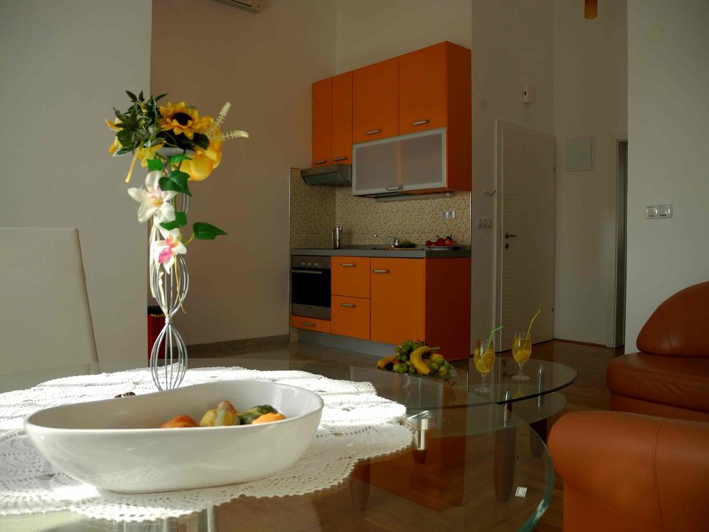 Apartments Antonela Jezera Εξωτερικό φωτογραφία