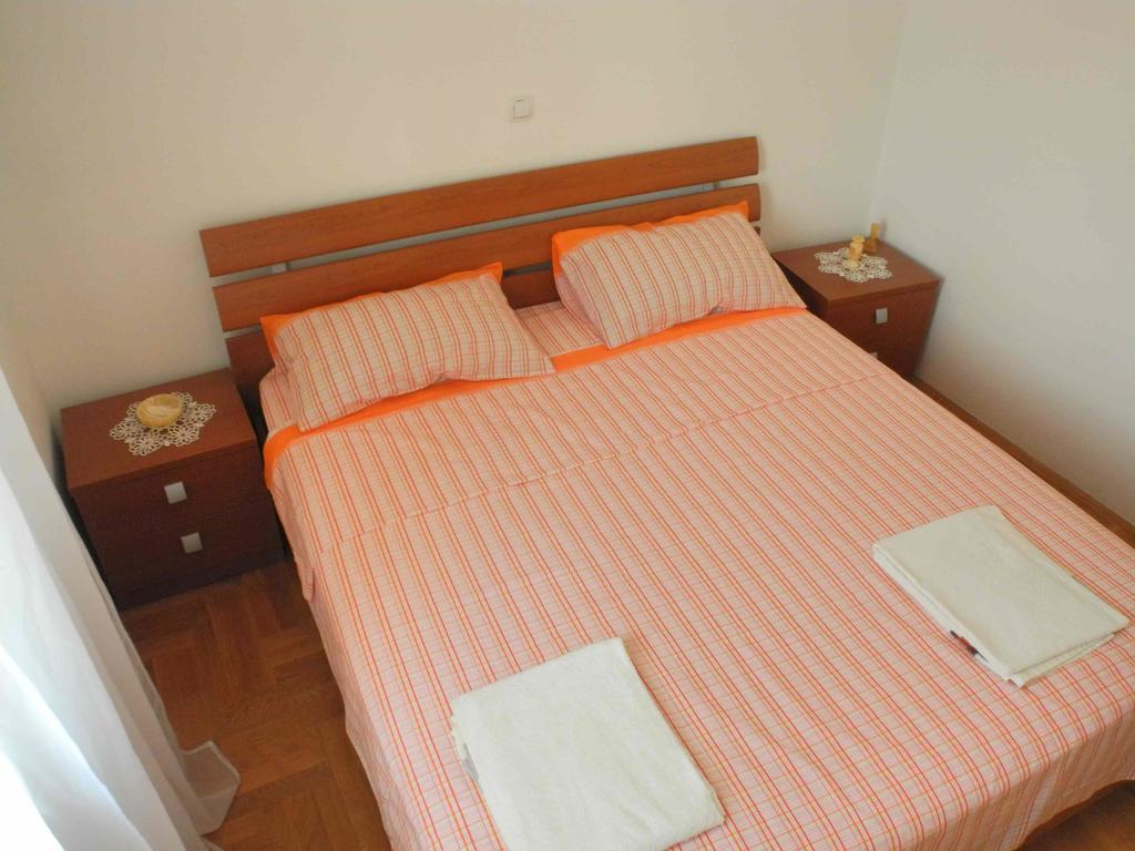 Apartments Antonela Jezera Εξωτερικό φωτογραφία