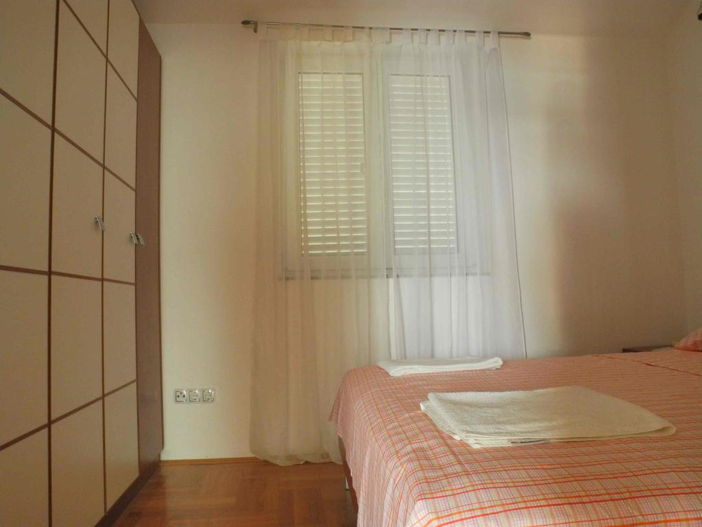 Apartments Antonela Jezera Εξωτερικό φωτογραφία